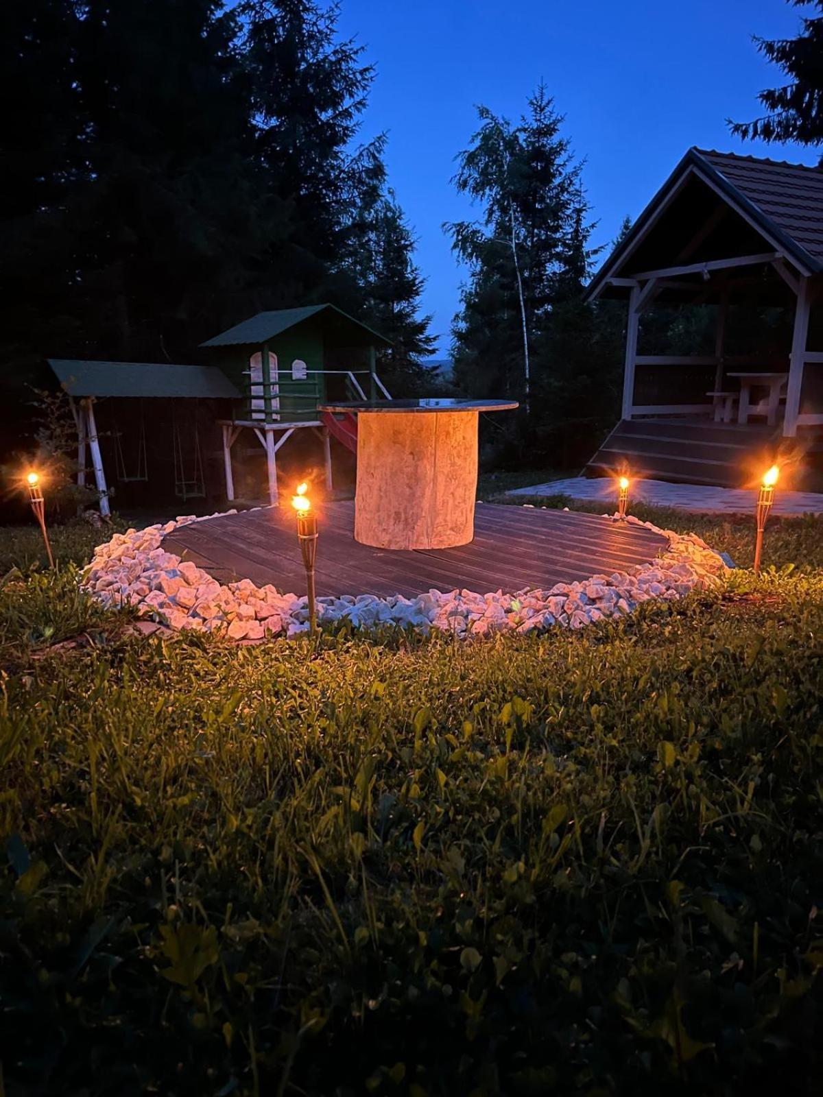 Villa Piricske Pihenohaz Ciceu Exterior foto